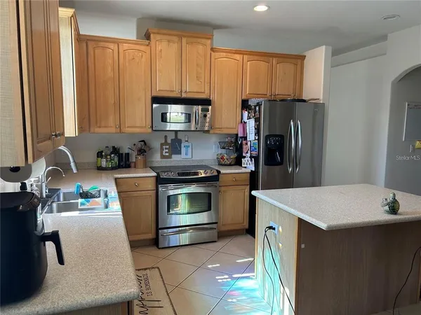 $3,200 | 2420 Caraway Drive, Venice, FL 34292