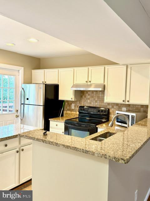 8074 Sebon Drive Vienna, VA 22180 - Photo 3 of 23