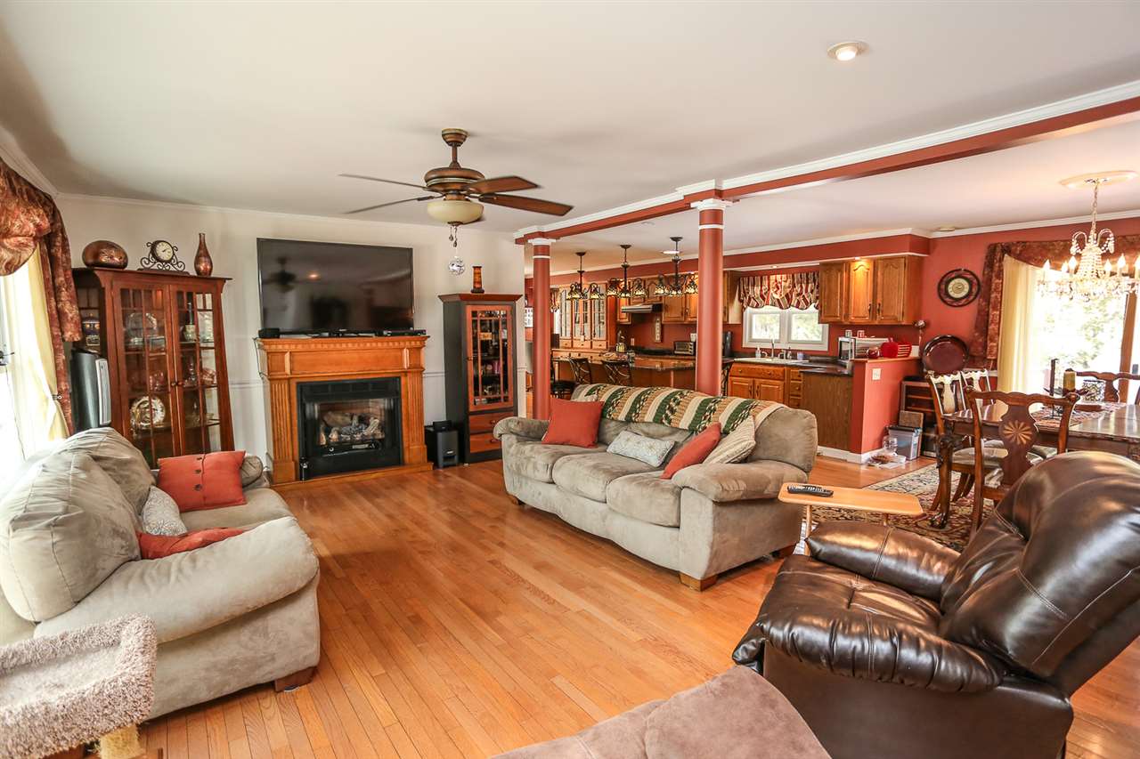 2 Meadowcrest Road Hooksett, NH 03106 - Photo 11 of 39