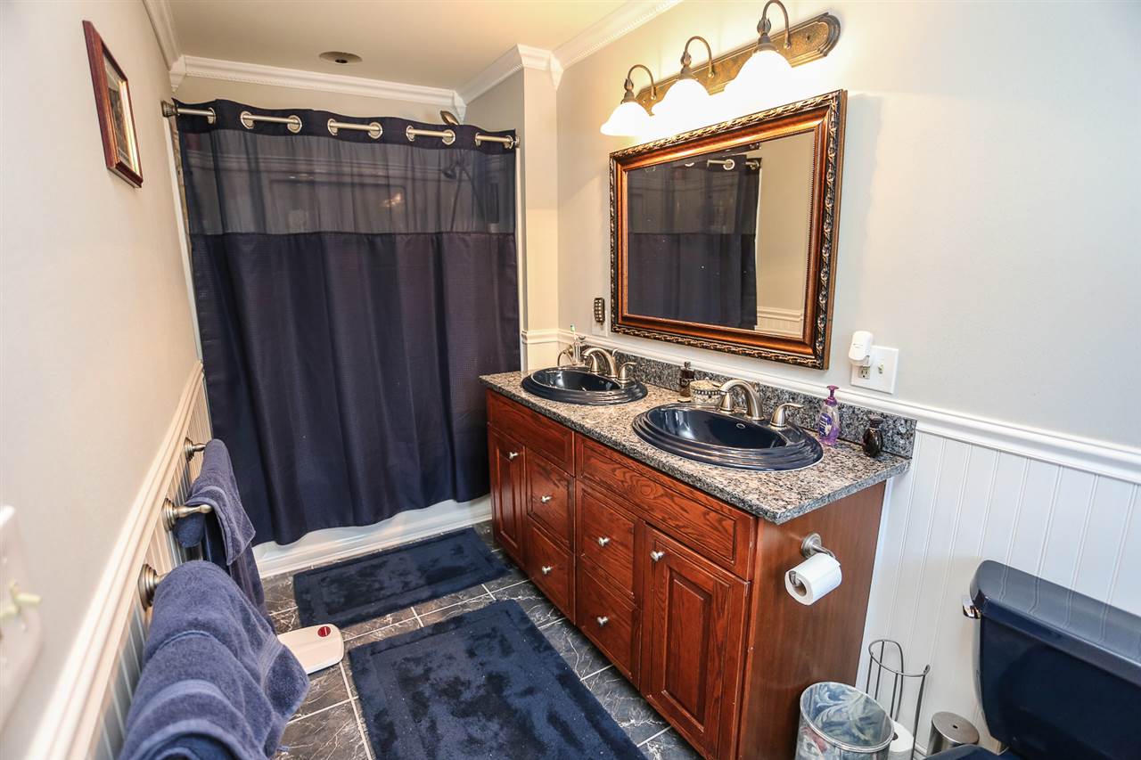 2 Meadowcrest Road Hooksett, NH 03106 - Photo 20 of 39