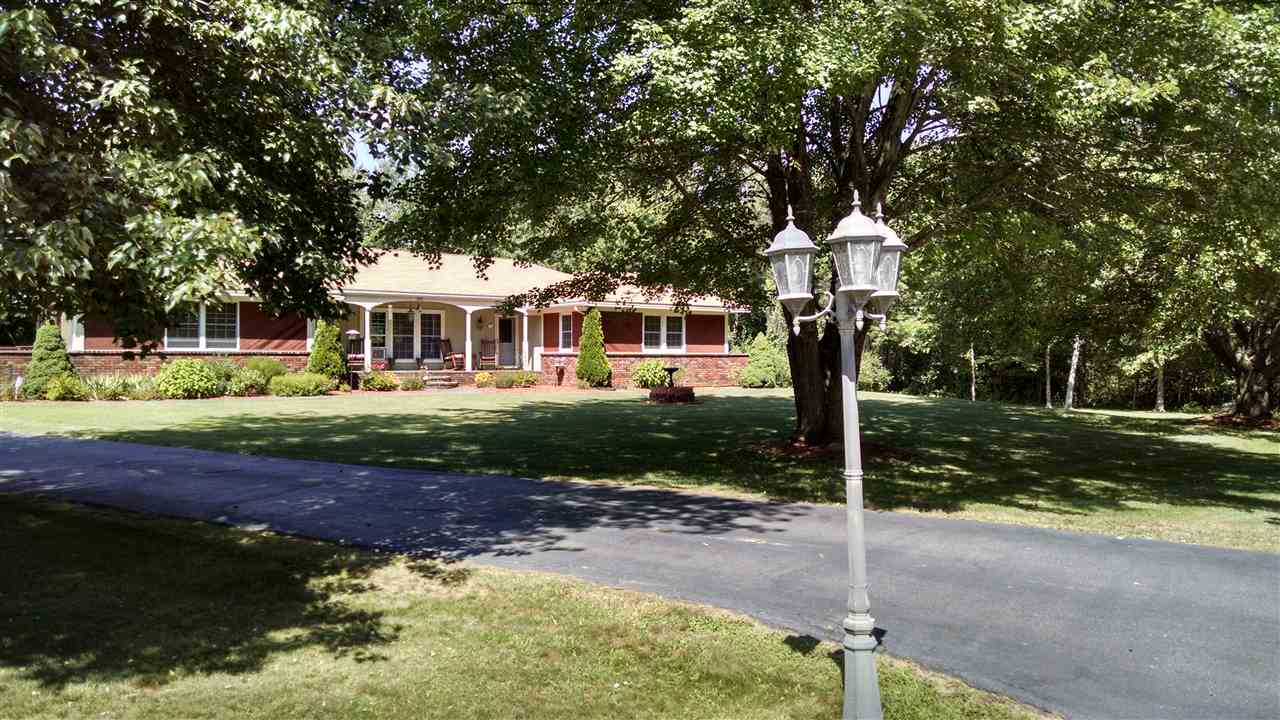 2 Meadowcrest Road Hooksett, NH 03106 - Photo 3 of 39