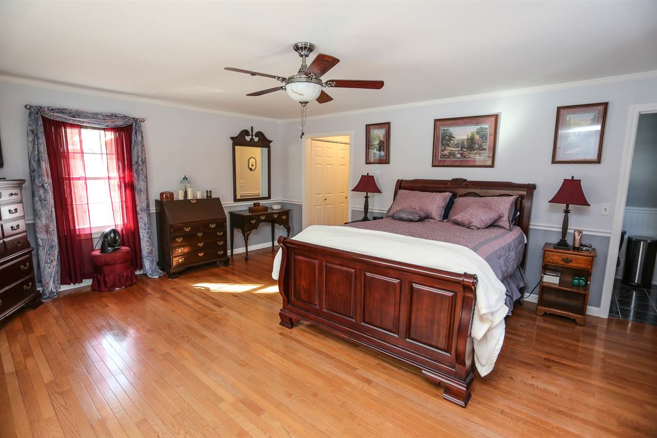 2 Meadowcrest Road Hooksett, NH 03106 - Photo 23 of 39