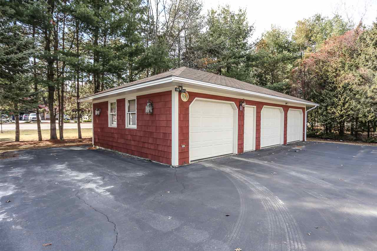 2 Meadowcrest Road Hooksett, NH 03106 - Photo 4 of 39