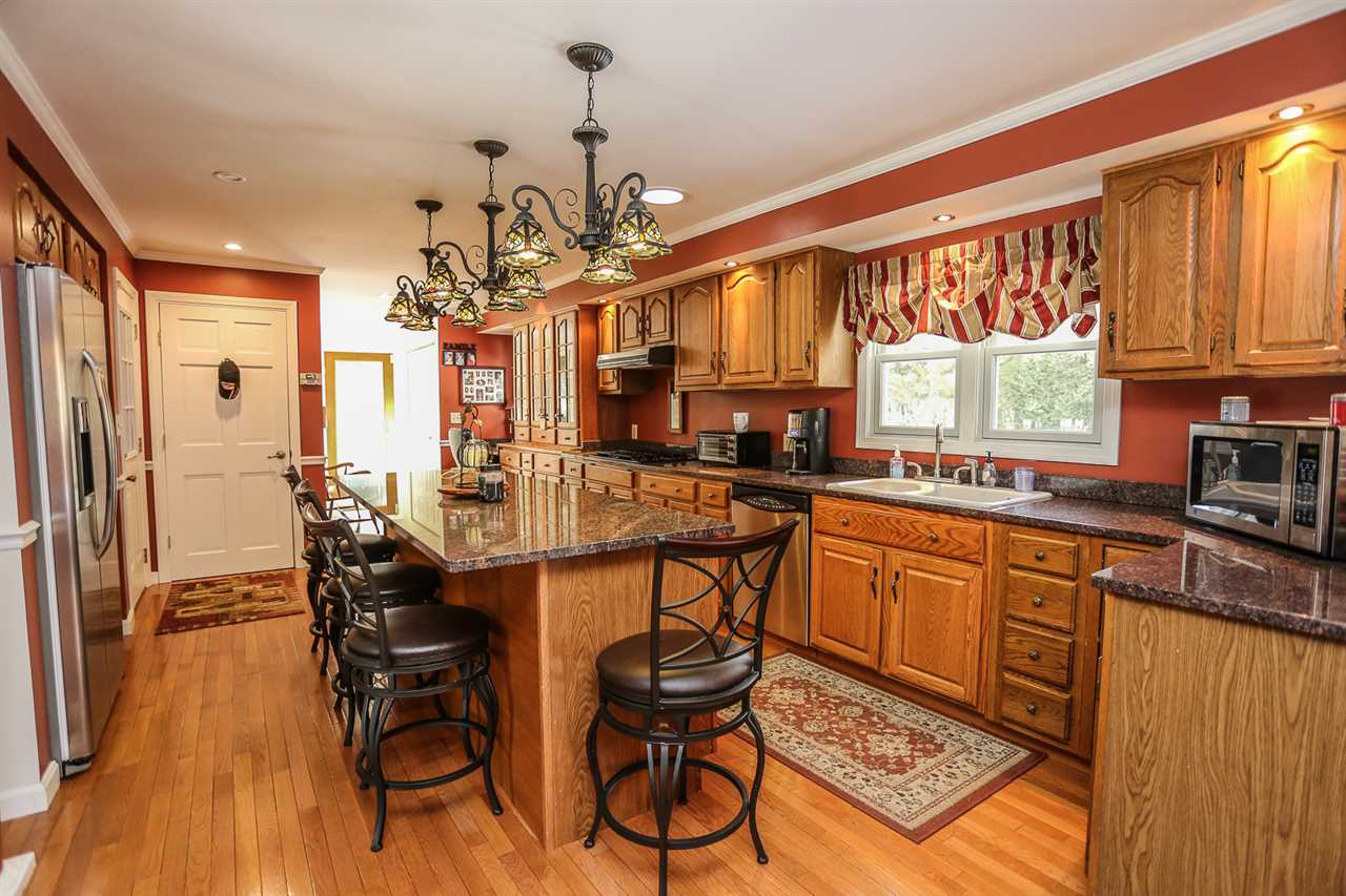 2 Meadowcrest Road Hooksett, NH 03106 - Photo 7 of 39
