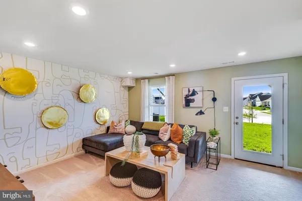 $2,250 | 1230 Red Clover Lane, Ranson, WV 25438