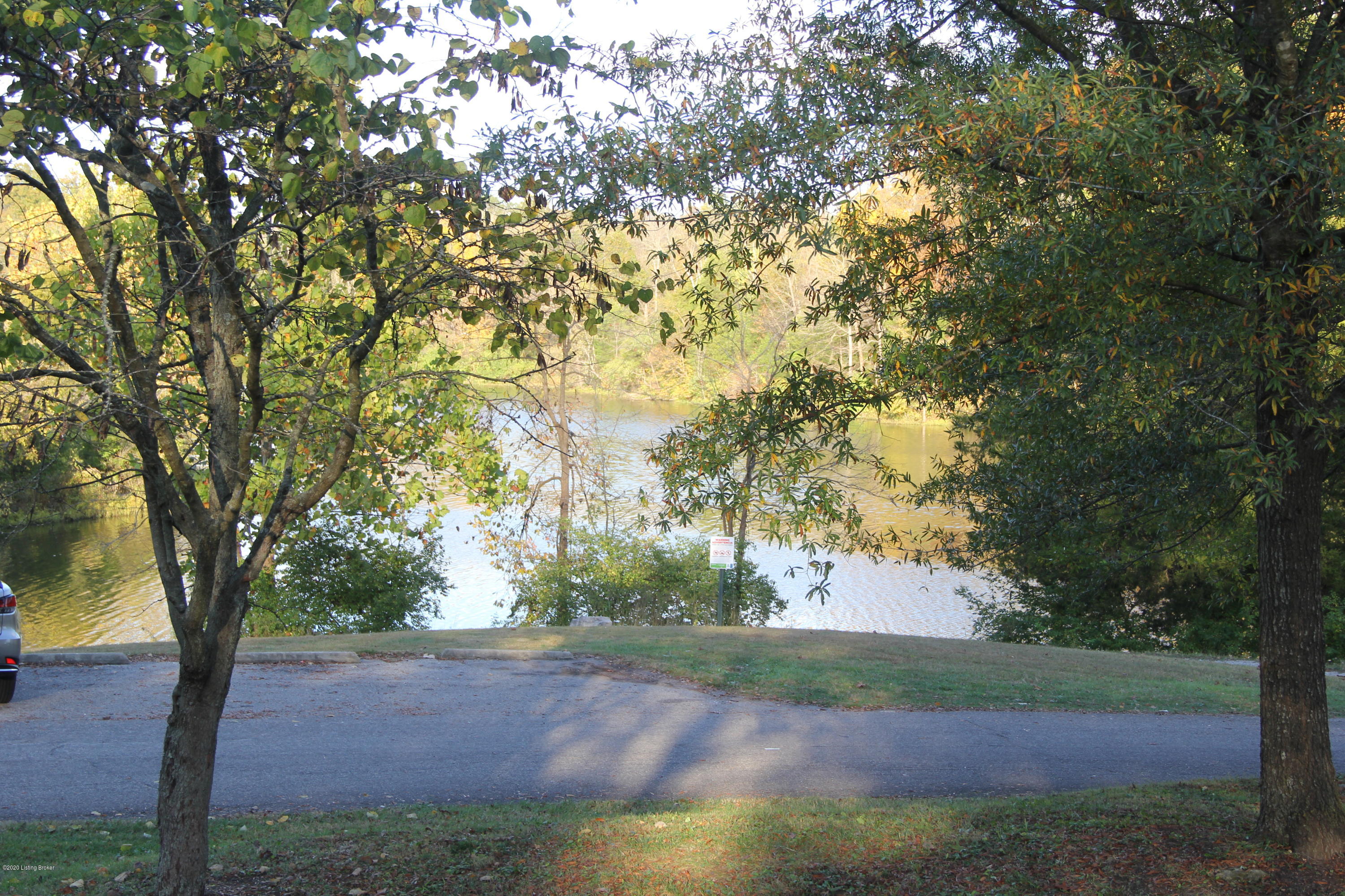 6508 Price Ln Road Louisville, KY 40229 - Photo 20 of 22 IMG_0443
