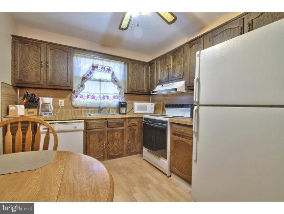 13 A Walnut Road Manahawkin, NJ 08050 - Photo 11 of 16 Gallery Image 11