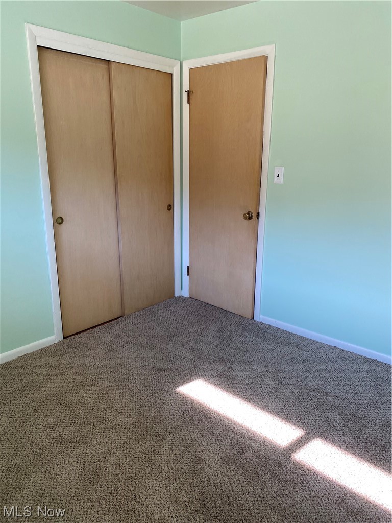 13806 Carpenter Road Garfield Heights, OH 44125 - Photo 9 of 29