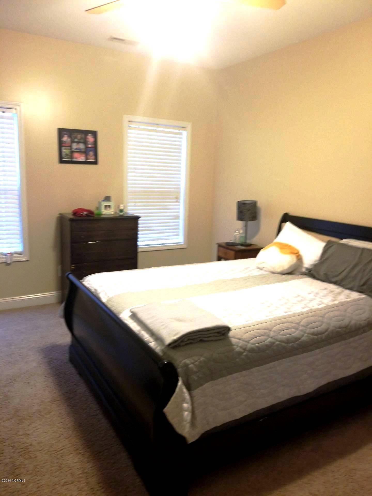 211 Emerald Ridge Road Jacksonville, NC 28546 - Photo 8 of 17 4