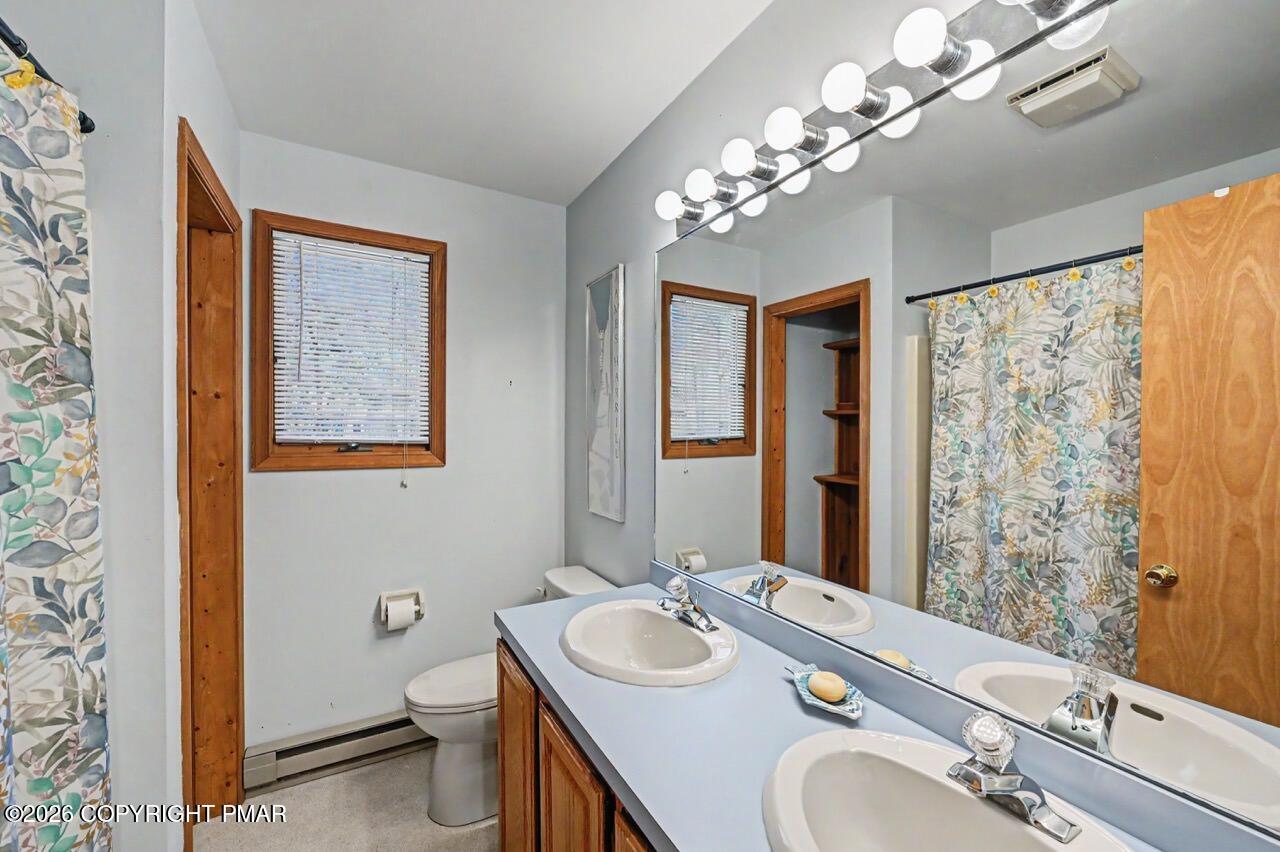 1146 Deer Trail Road Pocono Pines, PA 18350 - Photo 18 of 21 Bath