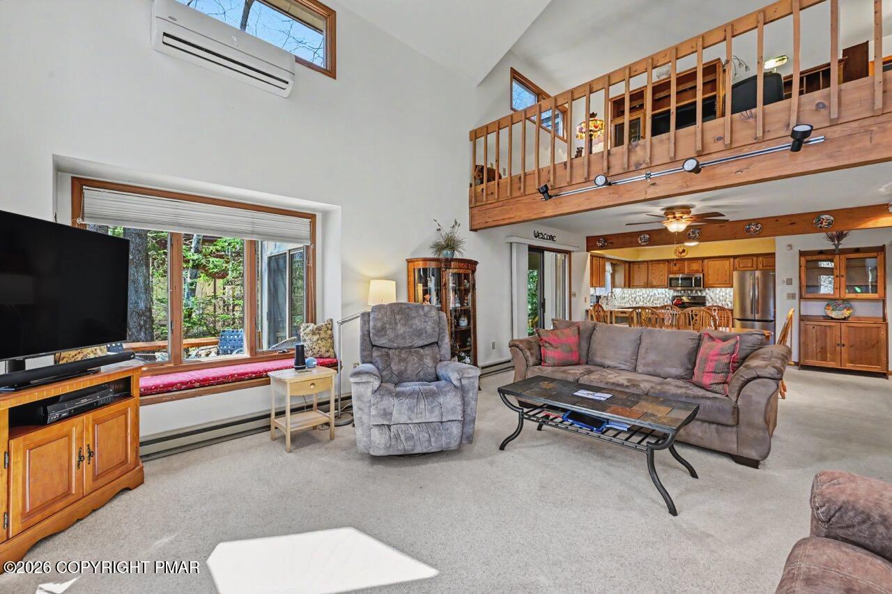 1146 Deer Trail Road Pocono Pines, PA 18350 - Photo 4 of 21 Great Room