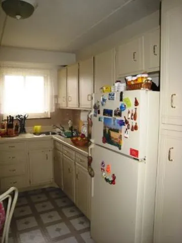 $1,300 | 573 Fairway View Drive, Unit 2C, Wheeling, IL 60090