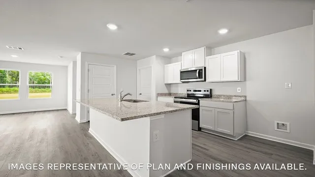 $273,990 | 7948 Royster Crk Drive East, Millington, TN 38053