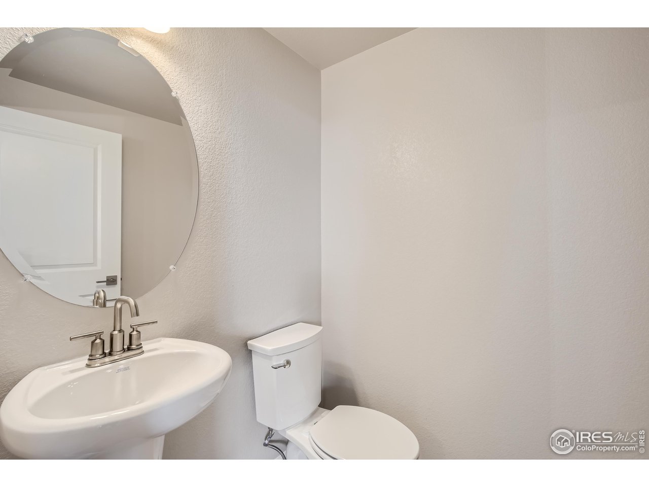 2224 Walbridge Road Fort Collins, CO 80524 - Photo 9 of 22 Gallery Image 9