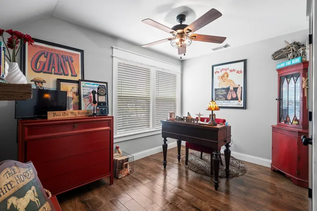 $320,000 | 249 Houston Street, Anderson, TX 77830