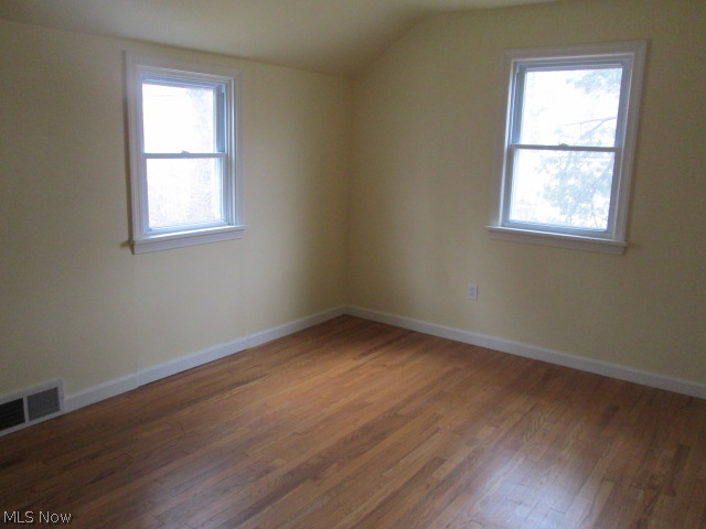 1139 Haselton Road Cleveland Heights, OH 44121 - Photo 9 of 12