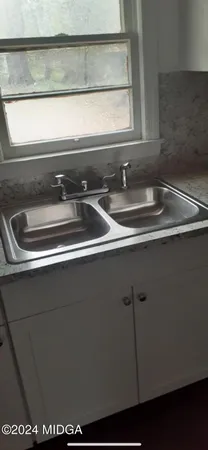 a close view of sink