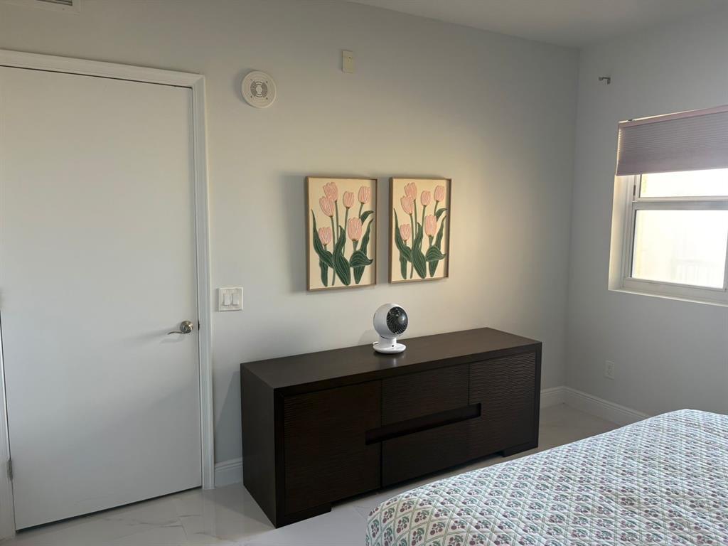 2650 Lake Shore Drive, Unit 803 Riviera Beach, FL 33404 - Photo 11 of 13