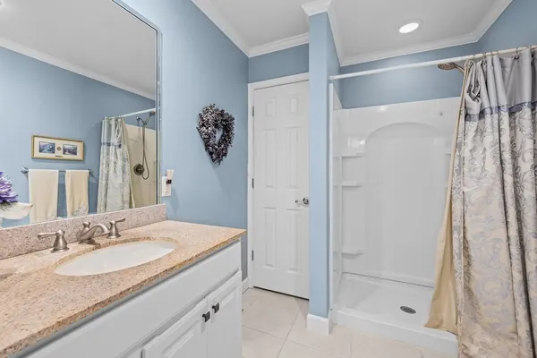$225,000 | 3215 East Locust Street, Unit 15, Davenport, IA 52803