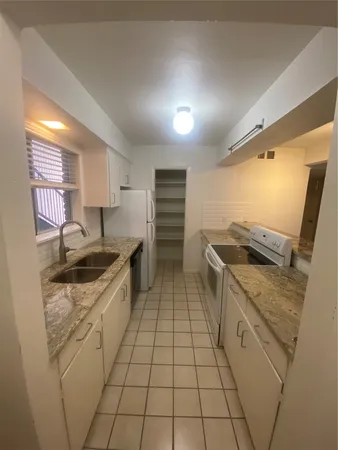 $1,850 | 2208 Enfield Road, Unit 10500, Austin, TX 78703