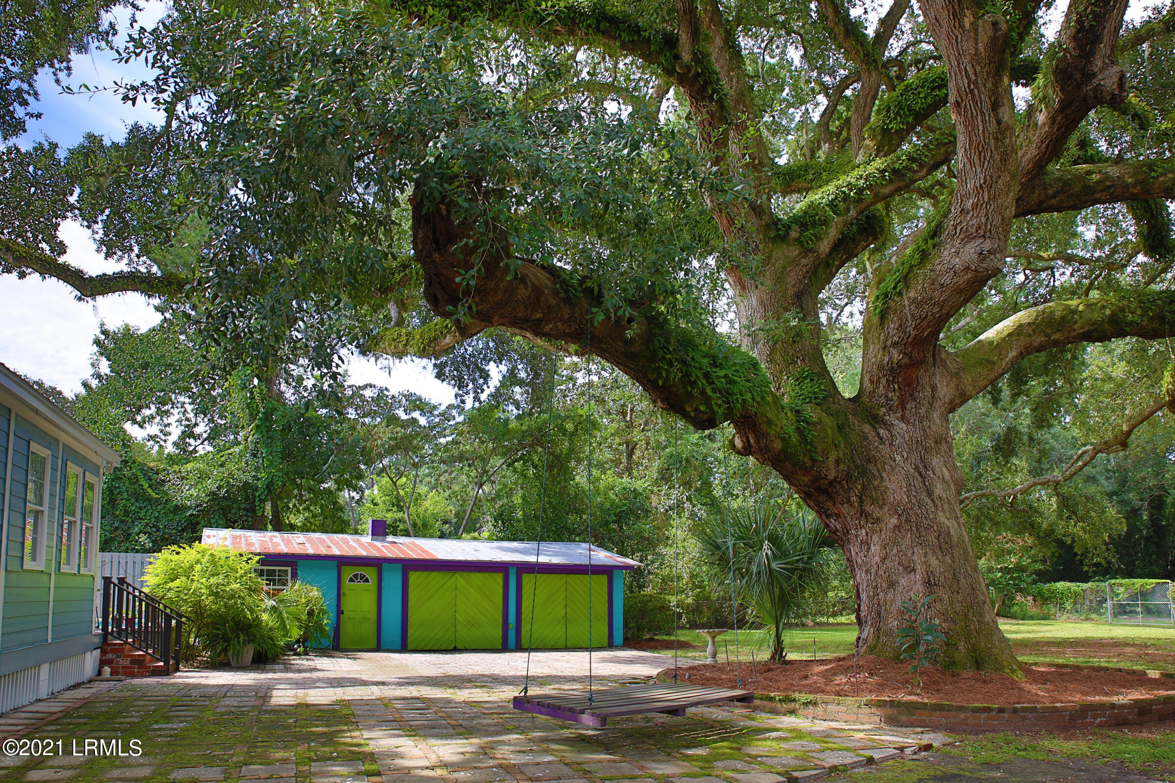 830 Ribaut Road Beaufort, SC 29902 - Photo 31 of 33 096A4794.1
