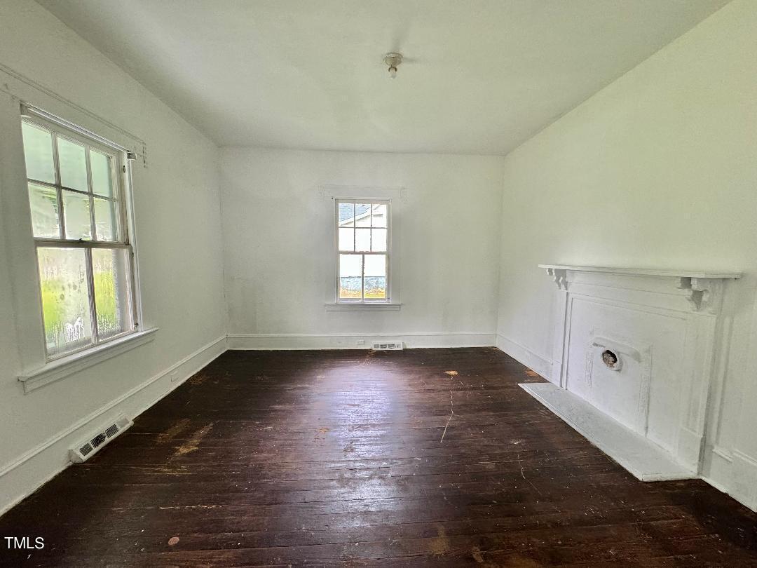 110 Park Street Roxboro, NC 27573 - Photo 1 of 11 thumbnail