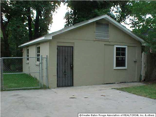 2296 Valley Street Baton Rouge, LA 70808 - Photo 4 of 10 Gallery Image 4