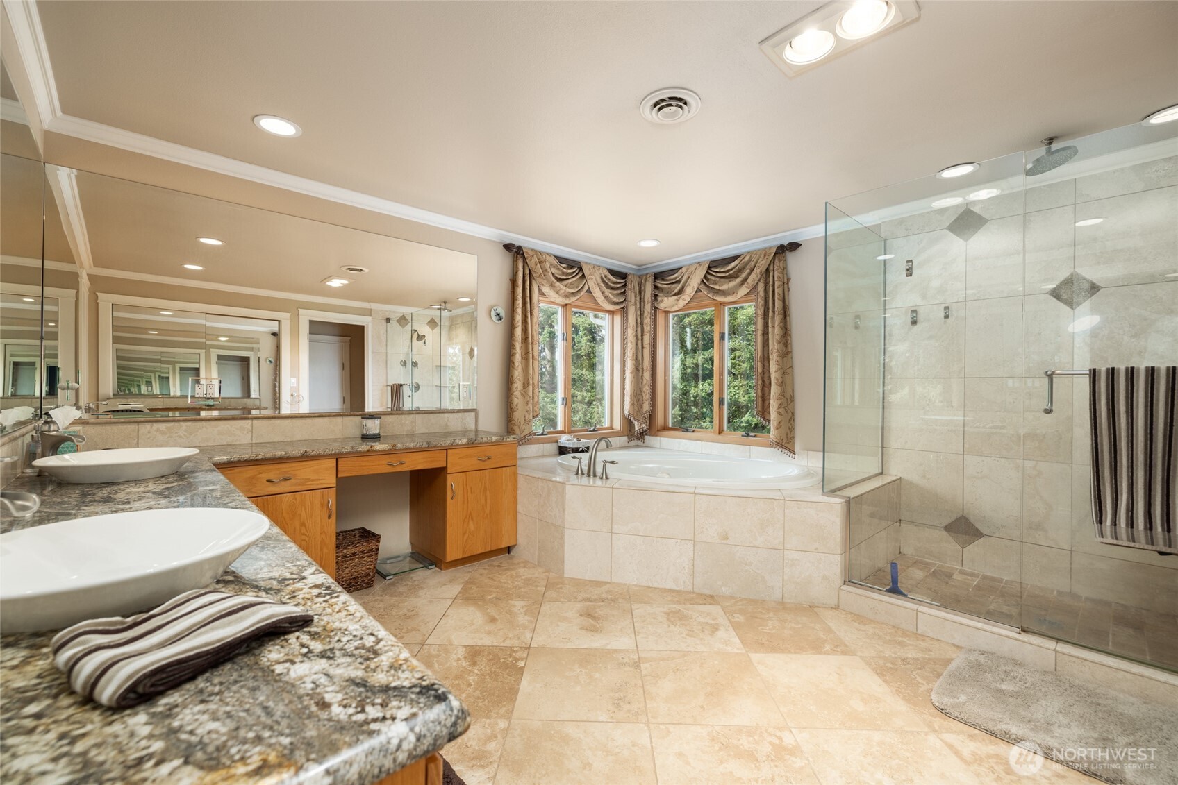 24123 Old Day Creek Road Sedro-Woolley, WA 98284 - Photo 20 of 40 a bathroom with a tub sink and mirror