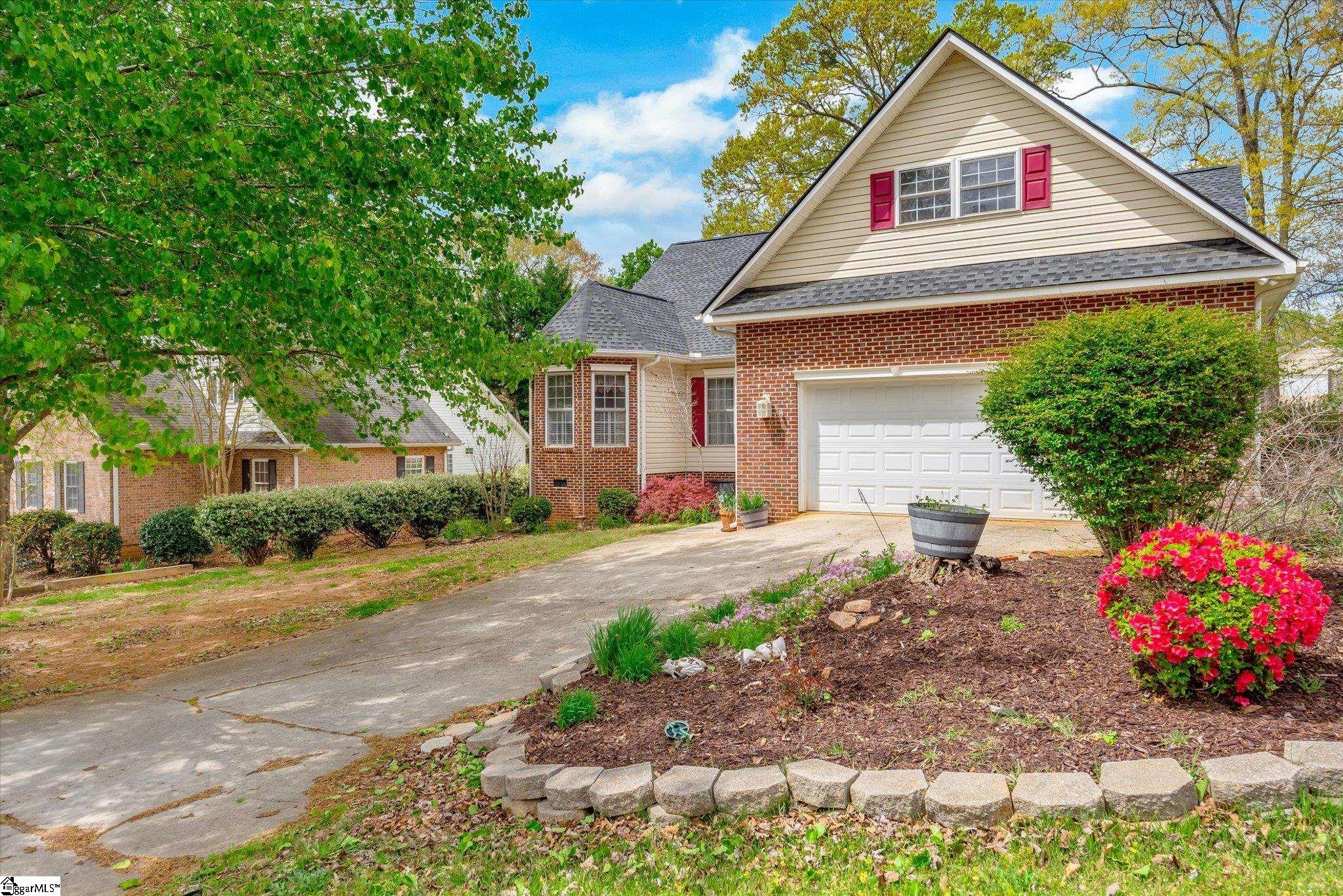 205 Lyttleton Way Anderson, SC 29621 - Photo 2 of 26