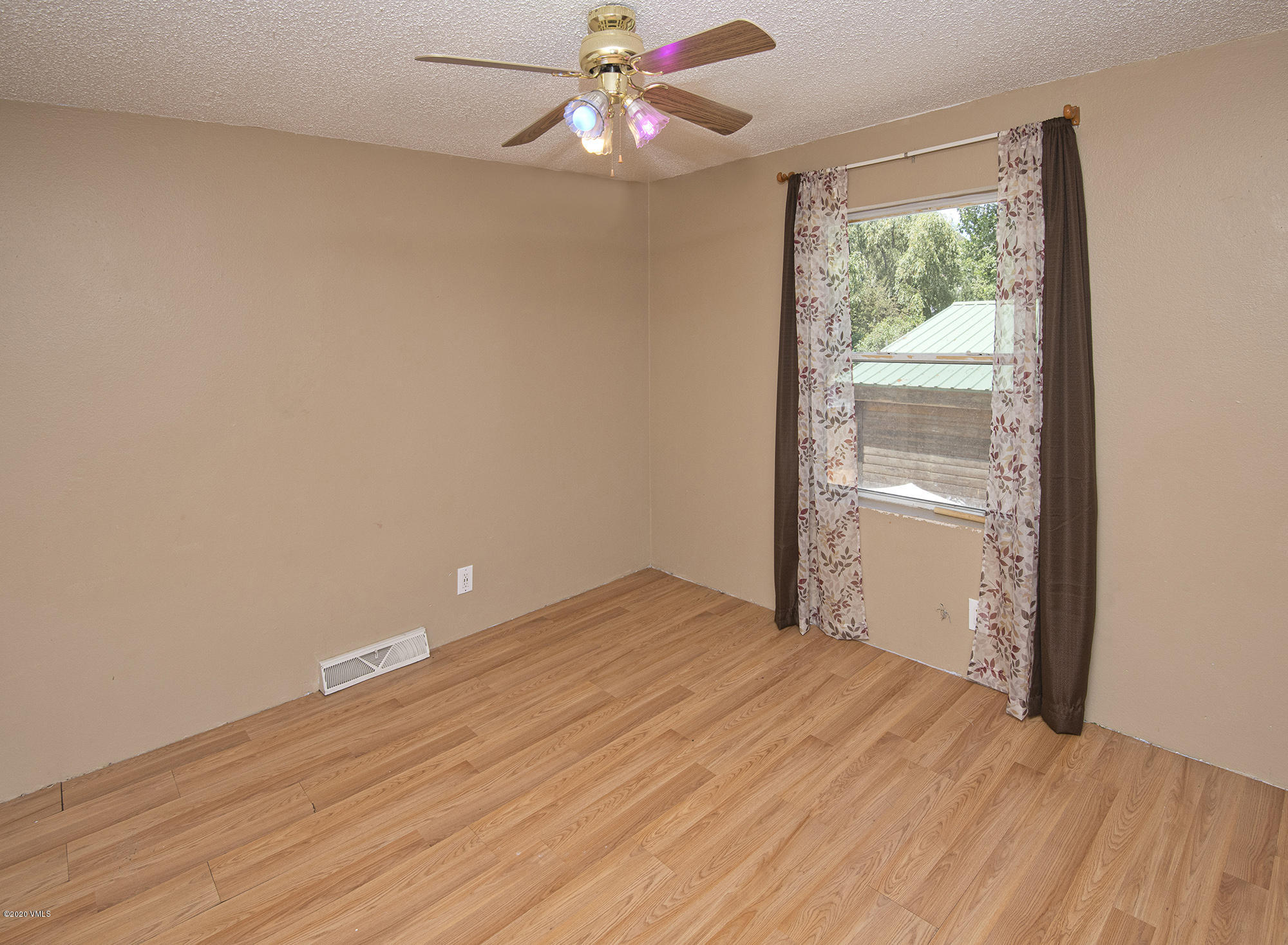 425 Porphyry Road Gypsum, CO 81637 - Photo 16 of 25 425-Porphyry-Rd-MLS_17
