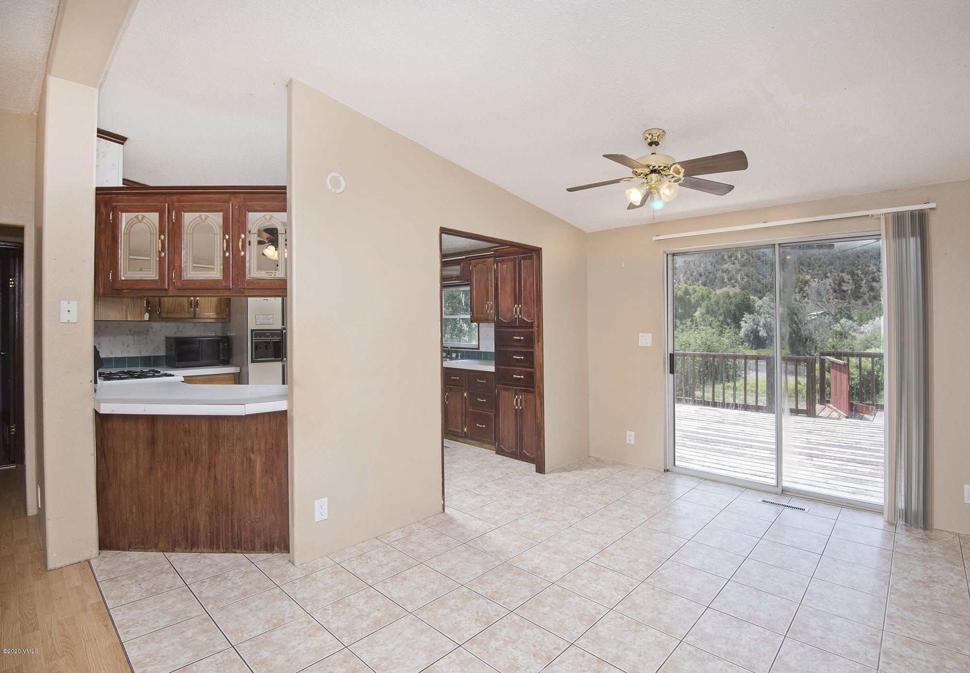 425 Porphyry Road Gypsum, CO 81637 - Photo 5 of 25 425-Porphyry-Rd-MLS_04