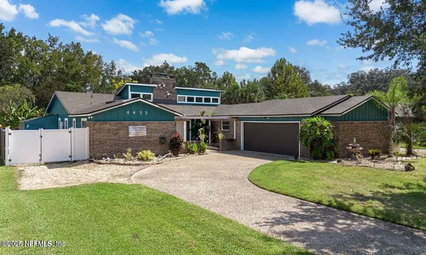$4,000 | 6433 River Point Drive, Fleming Island, FL 32003