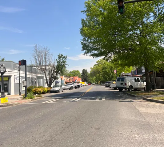 $254,000 | 102 West 8th Street, Chickamauga, GA 30707