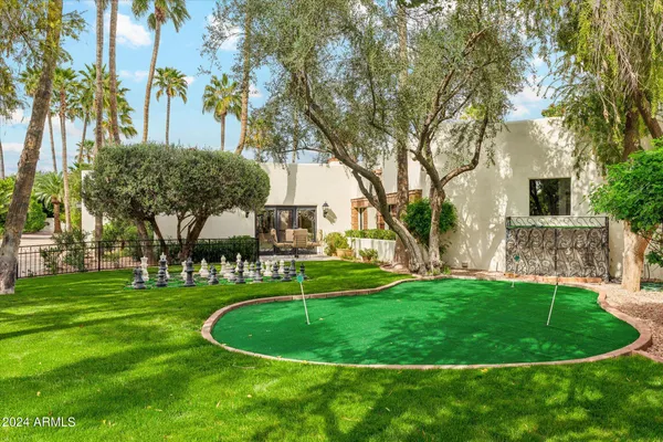 $5,590,000 | 6412 East Doubletree Ranch Road, Paradise Valley, AZ 85253