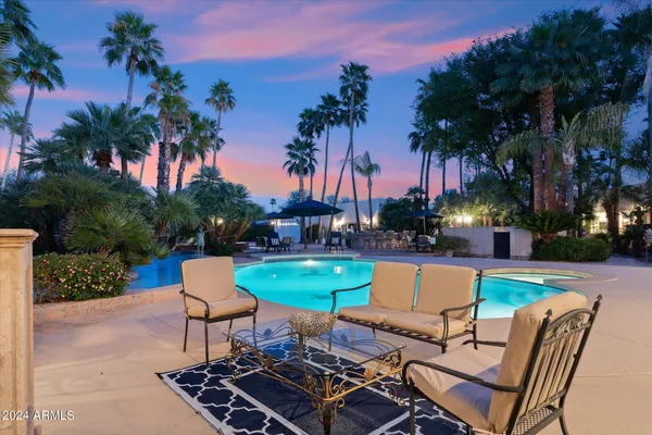 $5,590,000 | 6412 East Doubletree Ranch Road, Paradise Valley, AZ 85253