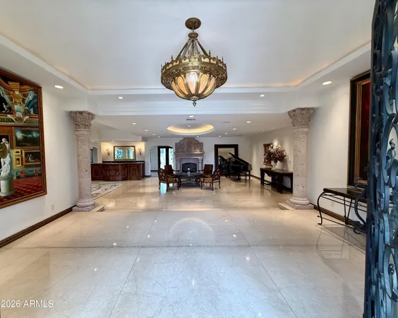 $5,590,000 | 6412 East Doubletree Ranch Road, Paradise Valley, AZ 85253