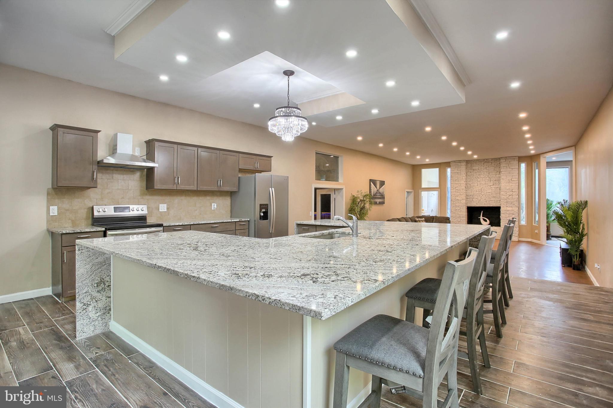 1813 Holly Drive Harrisburg, PA 17110 - Photo 23 of 61 a kitchen with a table and chairs in it