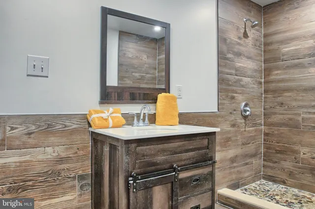 $4,250 | 1813 Holly Drive, Harrisburg, PA 17110