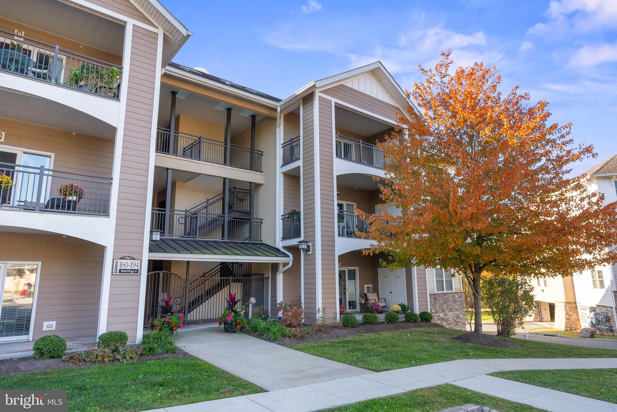194 Bucktown Xing Road, Unit 3F Pottstown, PA 19465 - Photo 1 of 33 Gallery Image 1