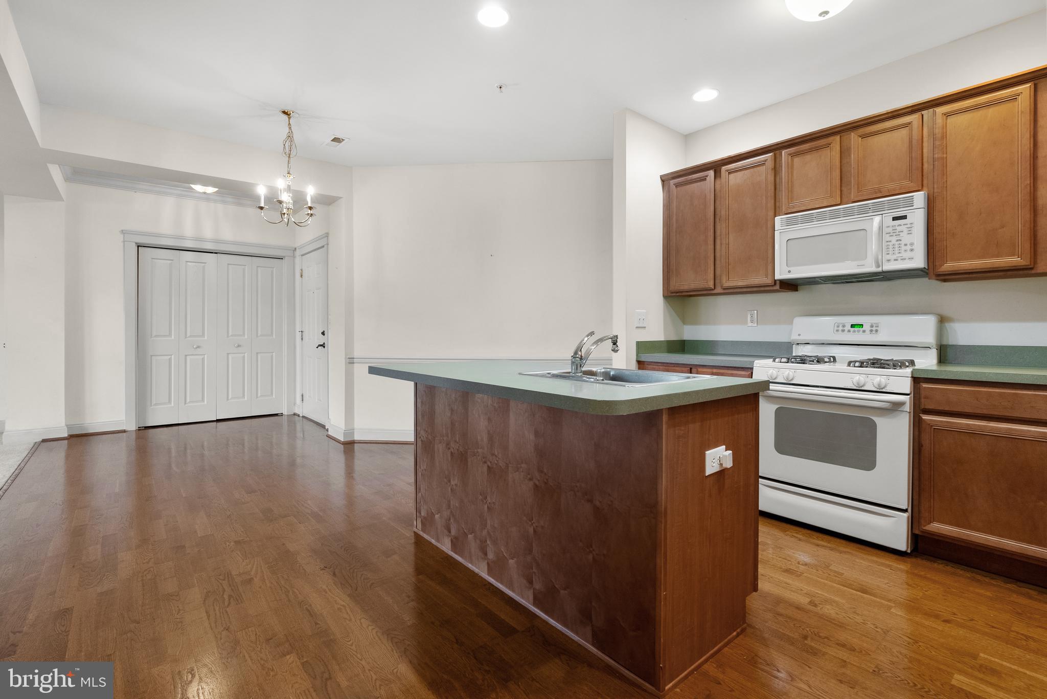 194 Bucktown Xing Road, Unit 3F Pottstown, PA 19465 - Photo 14 of 33 Gallery Image 14