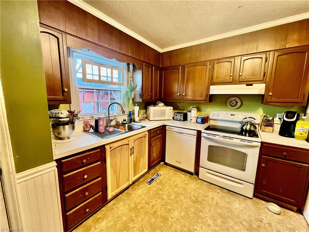 5236 Hicone Road McLeansville, NC 27301 - Photo 19 of 30