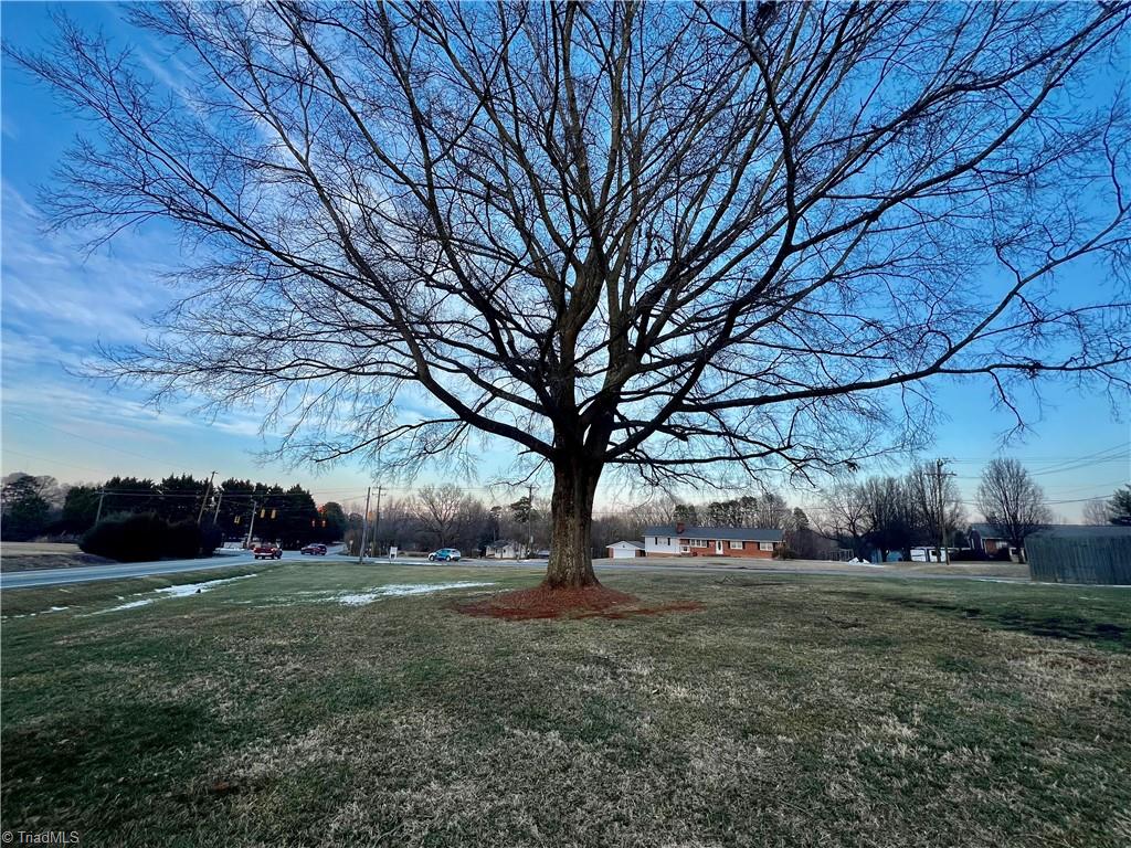5236 Hicone Road McLeansville, NC 27301 - Photo 6 of 36