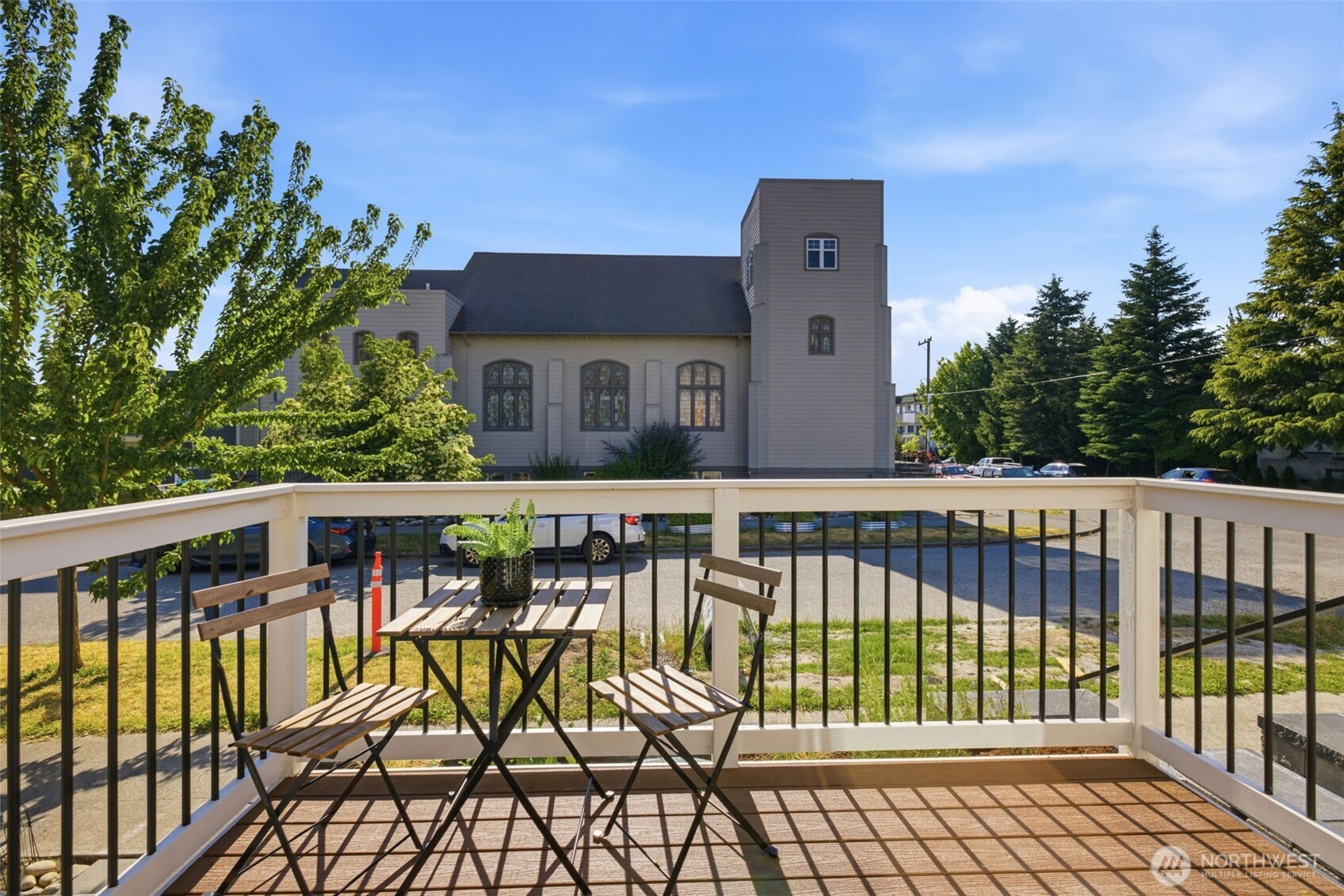 4117 Southwest Juneau Street Seattle, WA 98136 - Photo 8 of 40