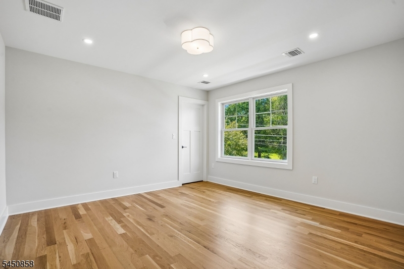 8 Pine Tree Terrace Madison, NJ 07940 - Photo 22 of 47 Gallery Image 22