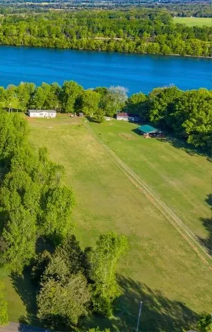 $650,000 | 1118 Holly Glen Road, Decatur, TN 37322