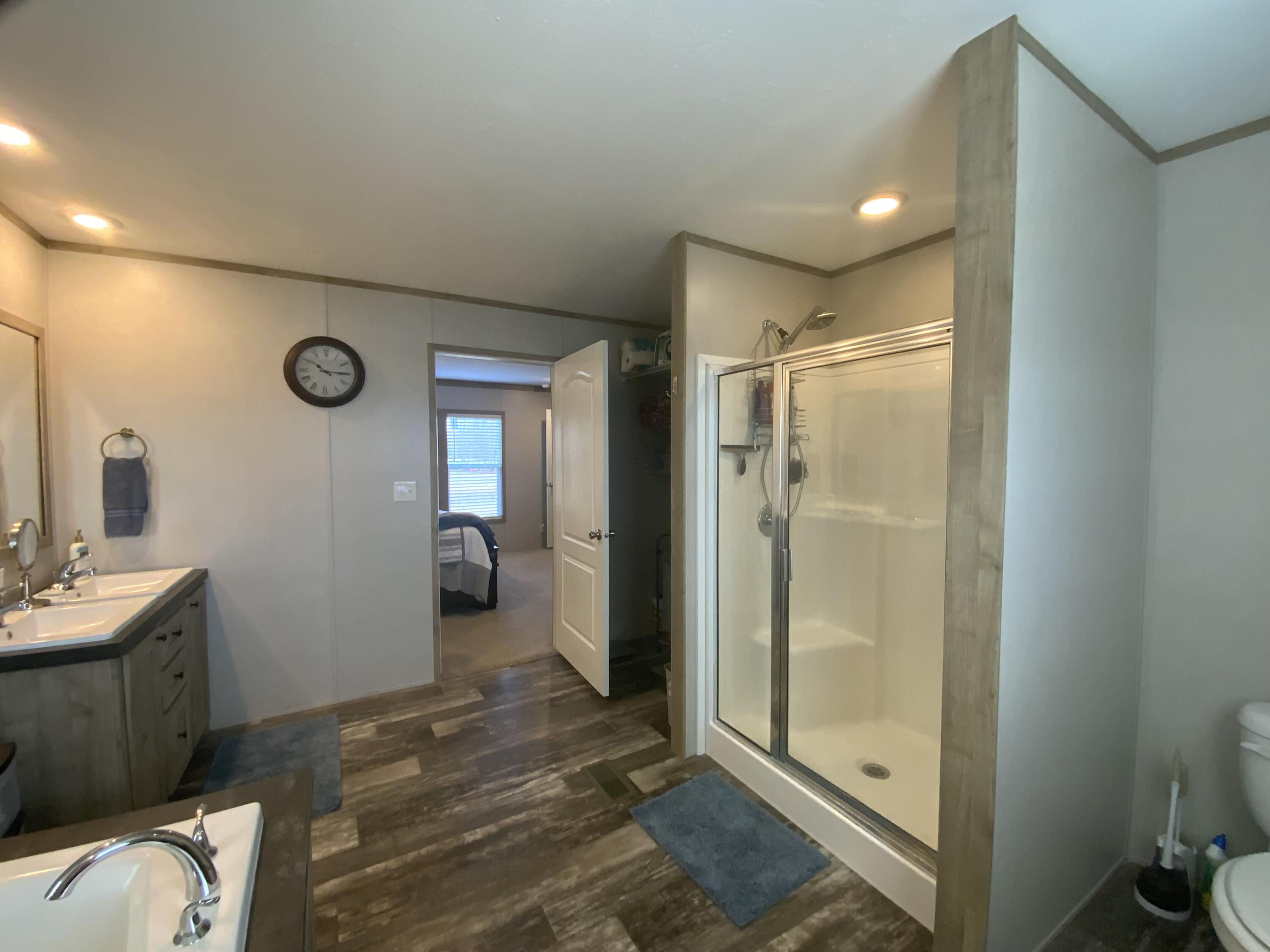 1118 Holly Glen Road Decatur, TN 37322 - Photo 11 of 19 IMG_5505