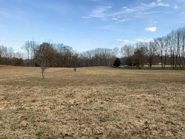 $650,000 | 1118 Holly Glen Road, Decatur, TN 37322