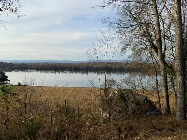 $650,000 | 1118 Holly Glen Road, Decatur, TN 37322