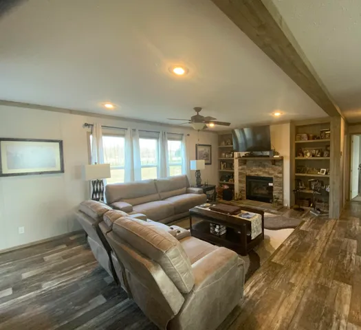 $650,000 | 1118 Holly Glen Road, Decatur, TN 37322