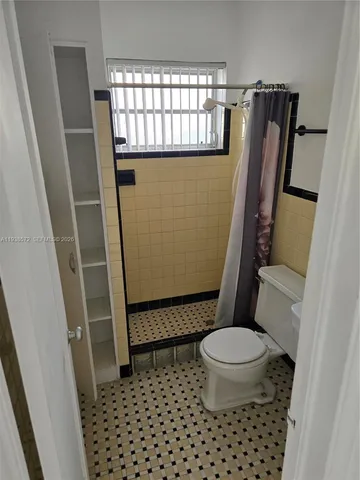 $1,200 | 1708 Plunkett Street, Hollywood, FL 33020